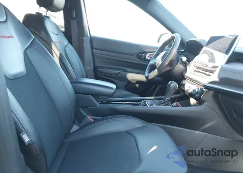 2024 Jeep Compass Trailhawk 4X4 z USA, uszkodzony, nr VIN 3C4NJDDN9RT144663